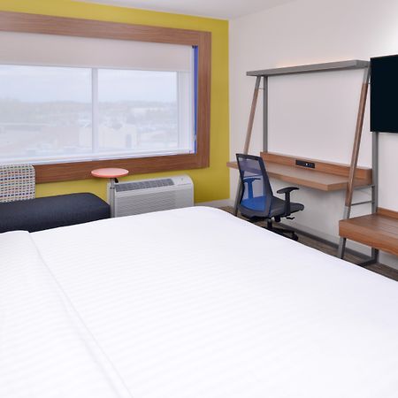 Holiday Inn Express & Suites Madison By Ihg Extérieur photo