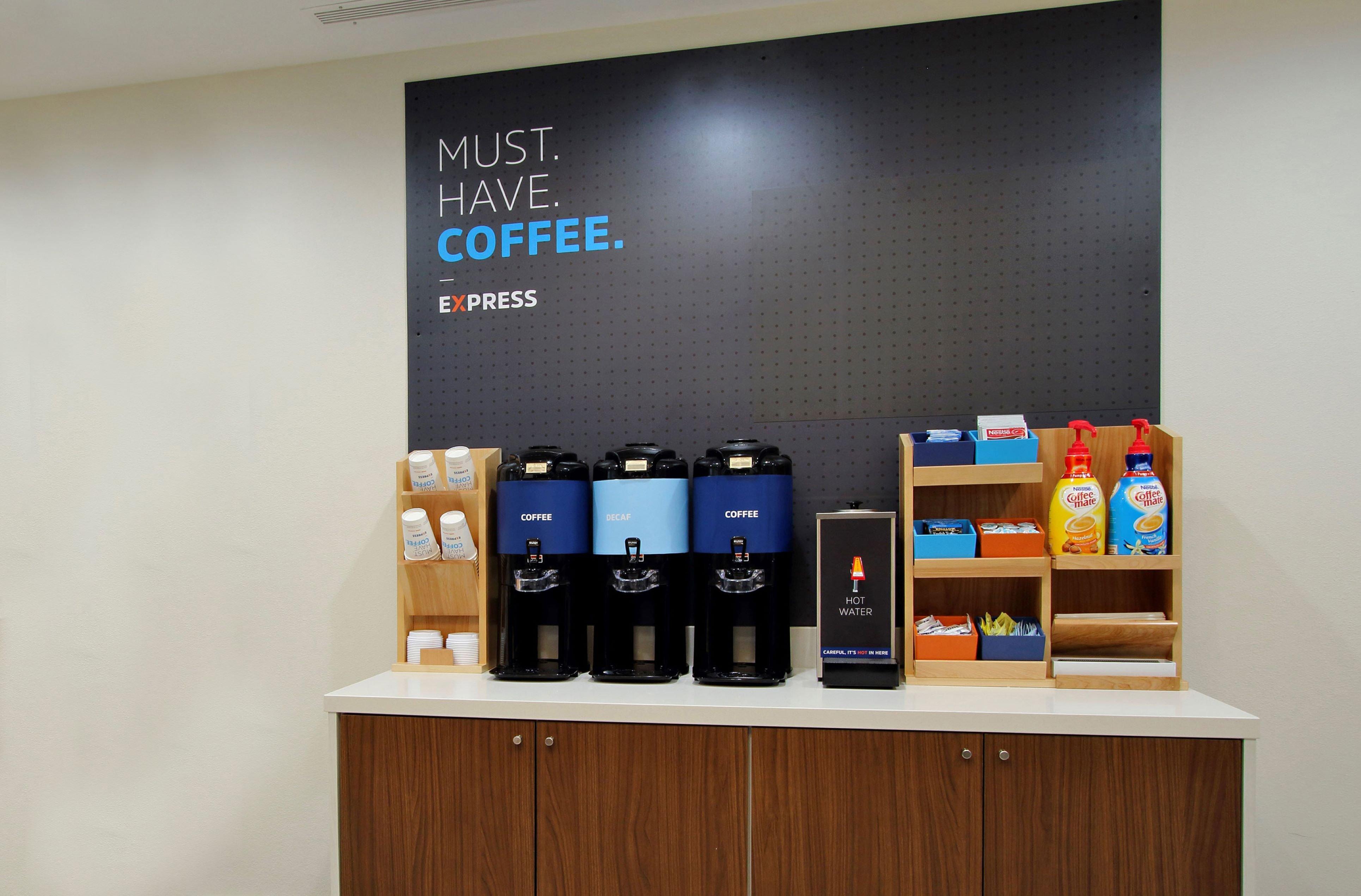 Holiday Inn Express & Suites Madison By Ihg Extérieur photo