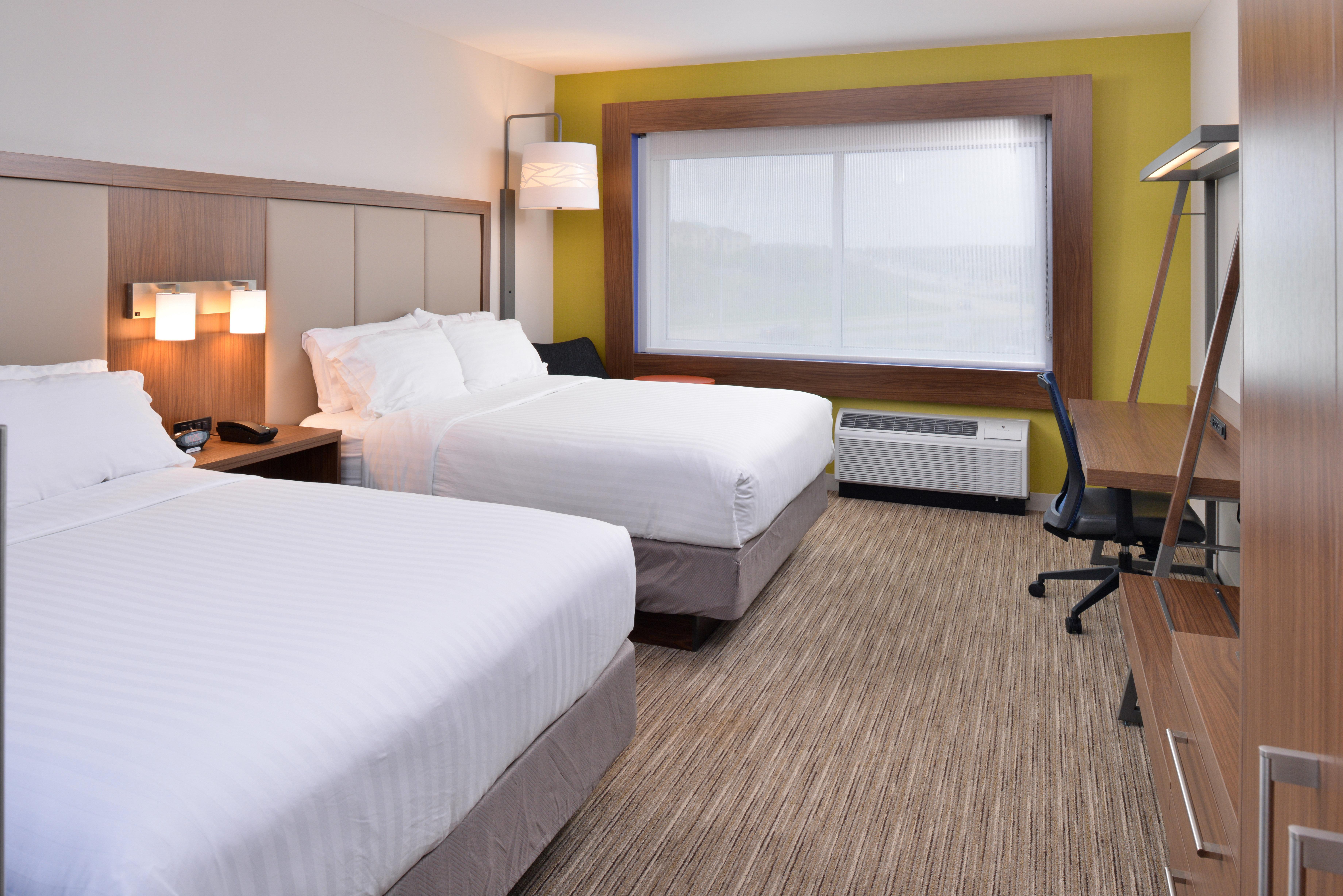 Holiday Inn Express & Suites Madison, An Ihg Hotel Extérieur photo