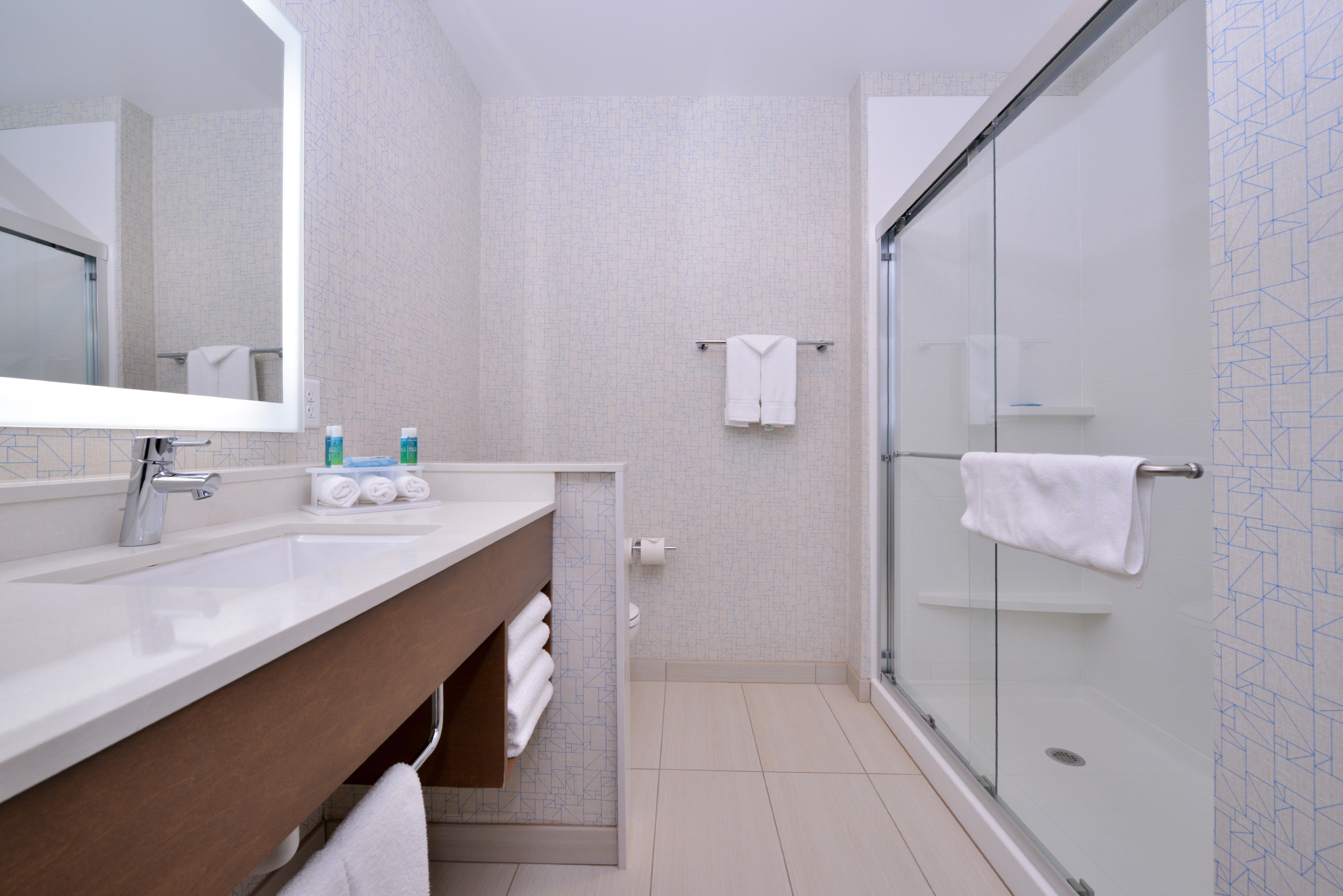 Holiday Inn Express & Suites Madison By Ihg Extérieur photo
