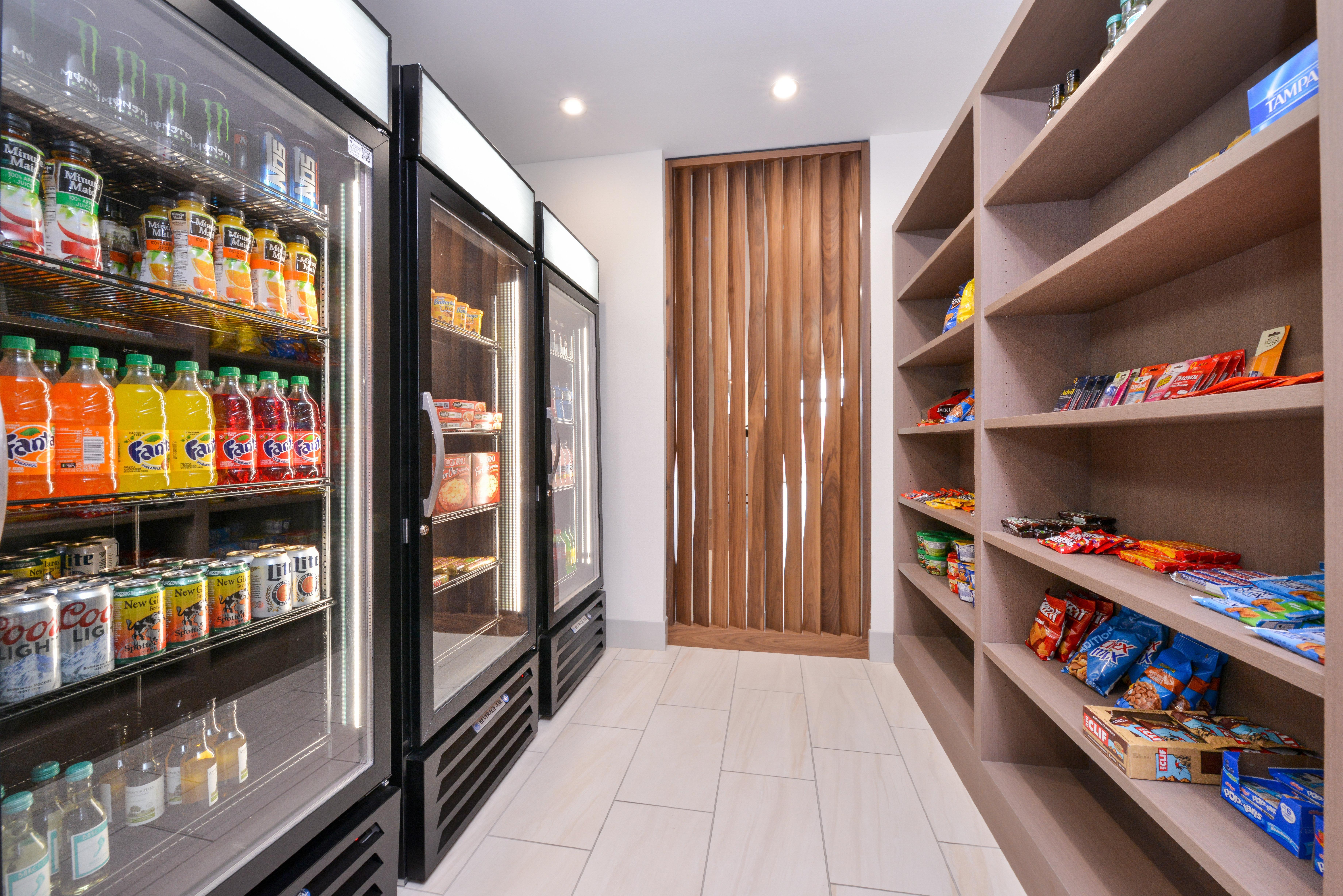 Holiday Inn Express & Suites Madison By Ihg Extérieur photo