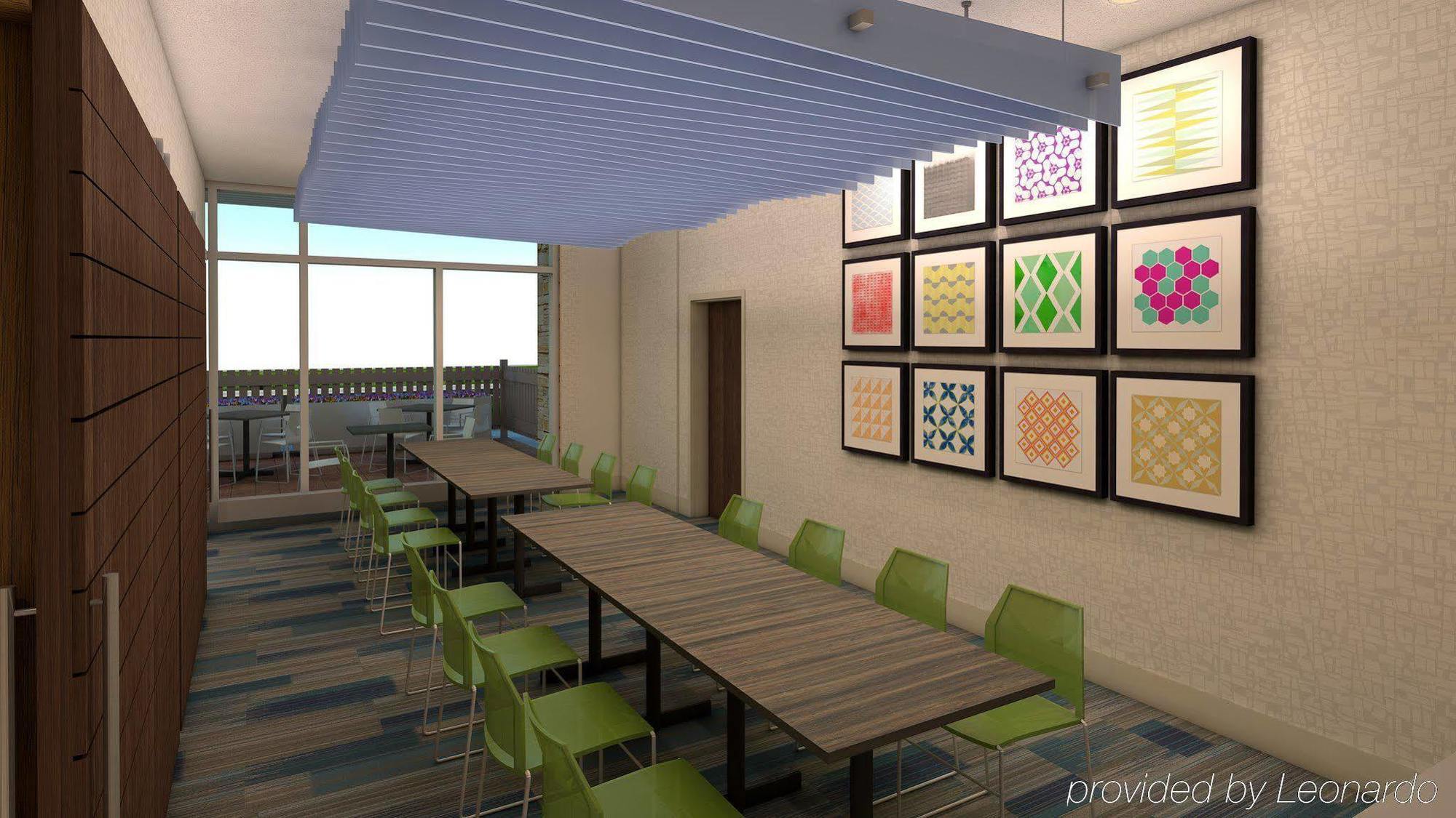 Holiday Inn Express & Suites Madison By Ihg Extérieur photo